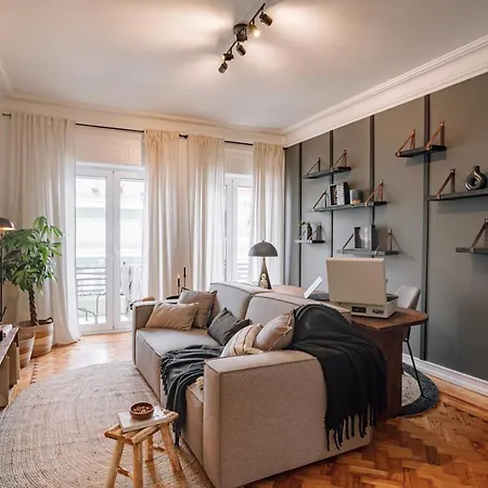 Ayet - 3 Bedrooms With Balcony In Alvalade * Lisbon