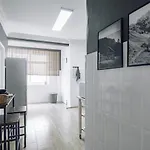 Ayet - 3 Bedrooms With Balcony In Alvalade Lissabon