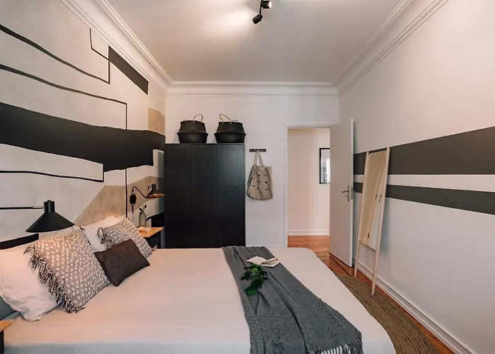 아파트 Ayet - 3 Bedrooms With Balcony In Alvalade